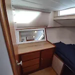 Bed&boat Boatandholiday * Fano