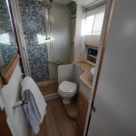 Bed&boat Boatandholiday Πλωτό κατάλυμα Fano