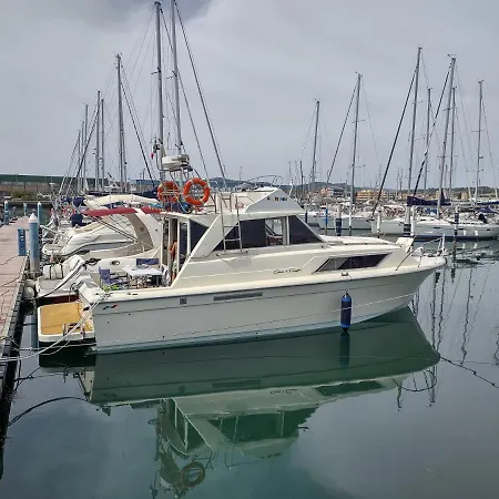 Bed&boat Boatandholiday *