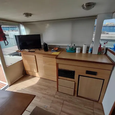 Bed&boat Boatandholiday Fano