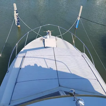 Bed&boat Boatandholiday Båthotell *